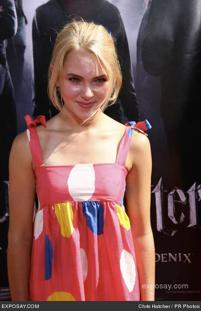 annasophia-robb-us-premiere-if-harry-potter-and-the-order-of-the-phoenix-0hkyc0.jpg